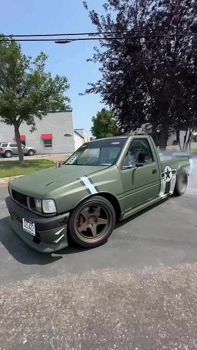 Donuts in 500HP Drift Truck 🍩 1JZ single turbo swap Isuzu PMF employee build 👏🏻