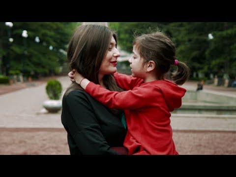 ემილია - დედა (კლიპის პრემიერა Emili TV-ზე) სიმღერა დედაზე