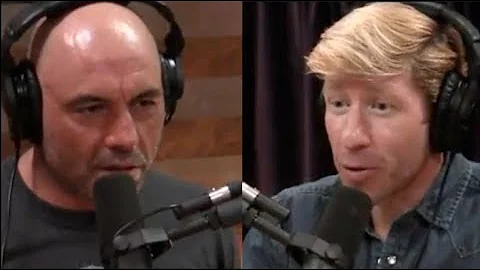 Joe Rogan - Sleep Expert on Insomnia