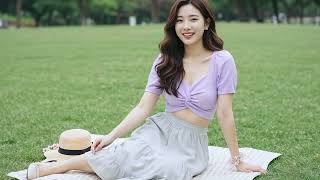 [4K] Real AI Lookbook Model | South Korean Woman in Elegant Twist-Front Top and Ruffled Skirt