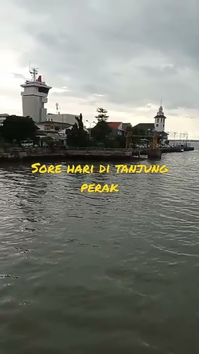 tanjung perak tepi laut