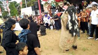 seni reak gentra pasundan pas ulang tahun jatinangor ka 17