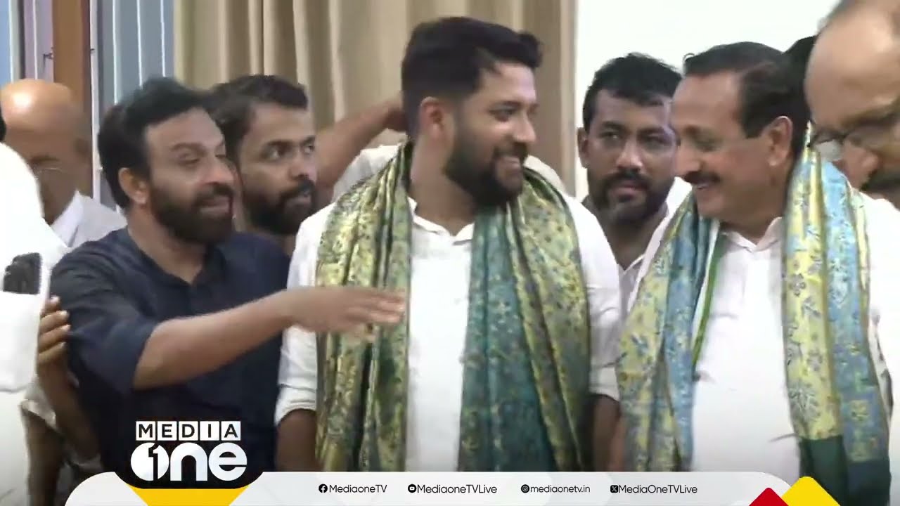 ഷാഫി പറമ്പിലും, എം.കെ രാഘവനും മാധ്യമങ്ങളെ കാണുന്നു