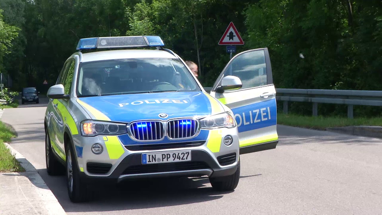 Deutsches Ehepaar stirbt in Österreich: Autofahrer bildeten keine Rettungsgasse