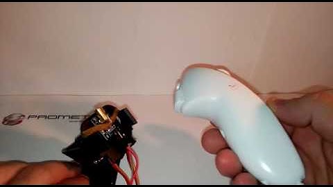 Nunchuck y brazo robot