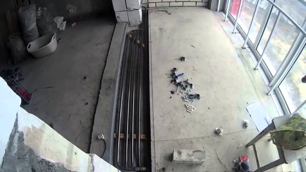 Сварка напольного регистра в квартире - YouTube