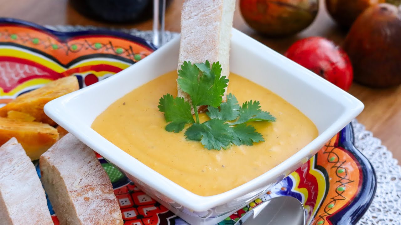 Deliciosa crema de Pejibaye o Chontaduros