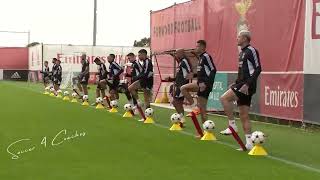 Warm Up With Ball + Fun Games / Benfica