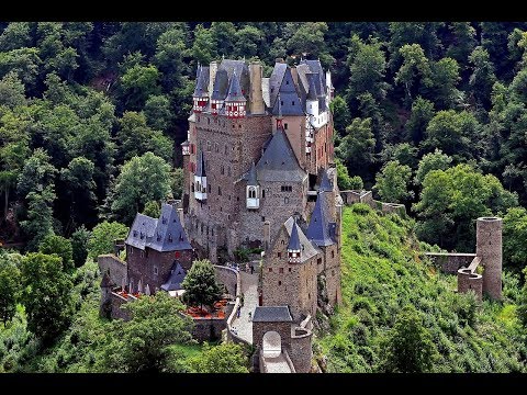 Видео: Кто командовал замком Бург?
