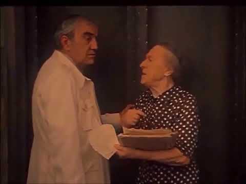 გამოვიტანე დეპონენტიდან ბატონ ევგენის და ვარდენის ჯამაგირი. თუ არ მივემ, უნდა შევიტანო უკან