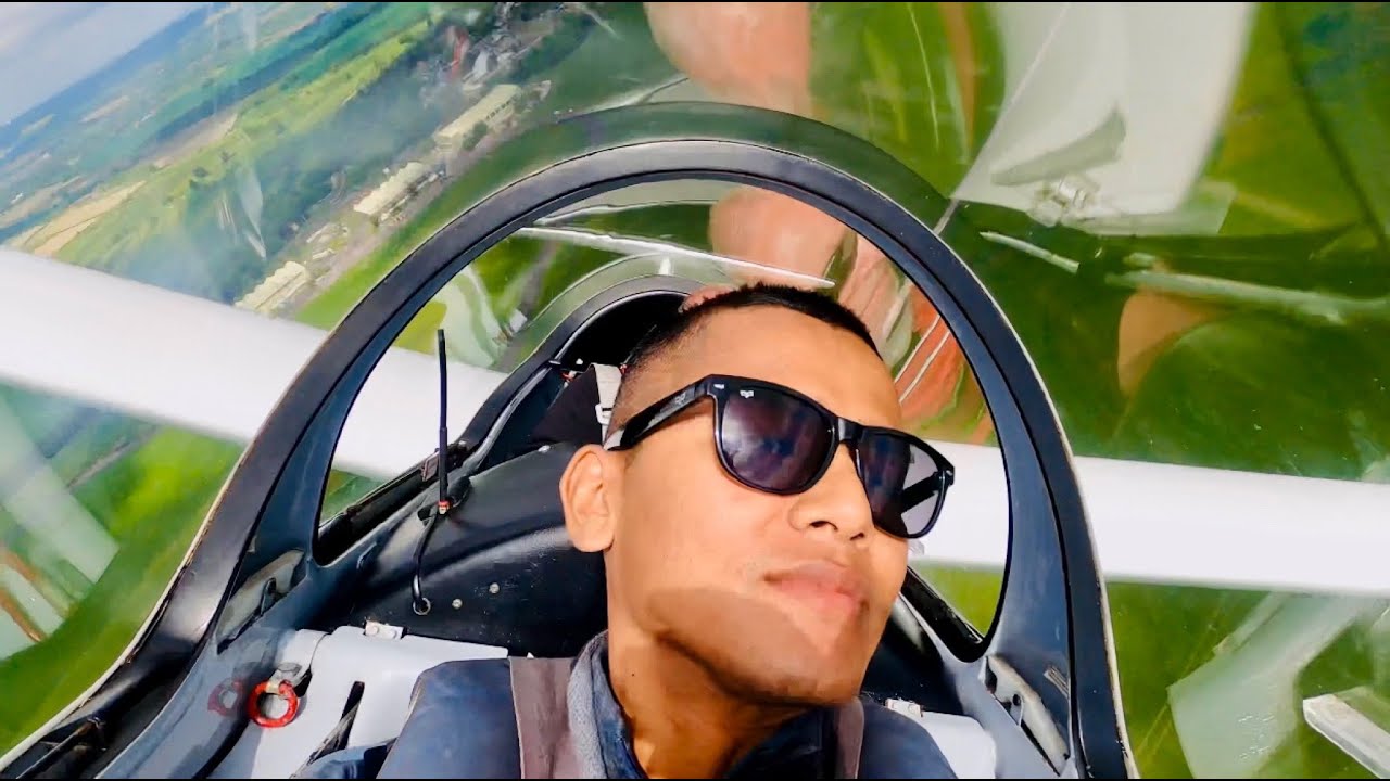 Gliding in Upavon | Summer UK 🇬🇧 | DARAI