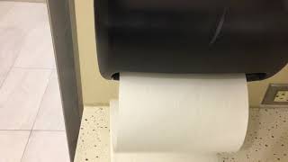 Manual bathroom paper towel dispenser - Video sound effects