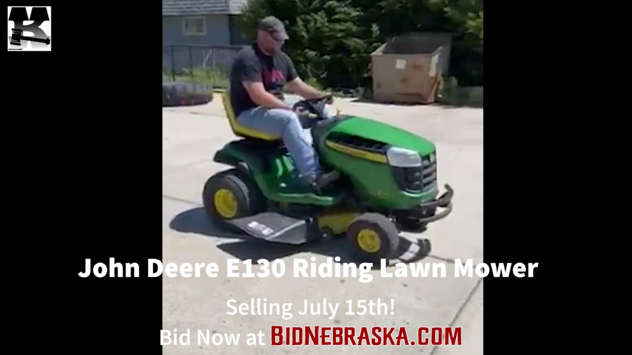John Deere E130 Riding Mower YouTube