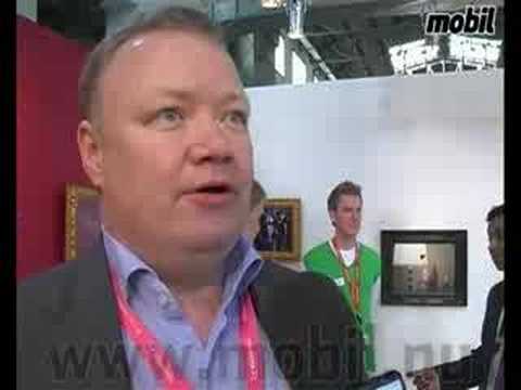 John Strand : Sony Ericsson i seng med fjenden