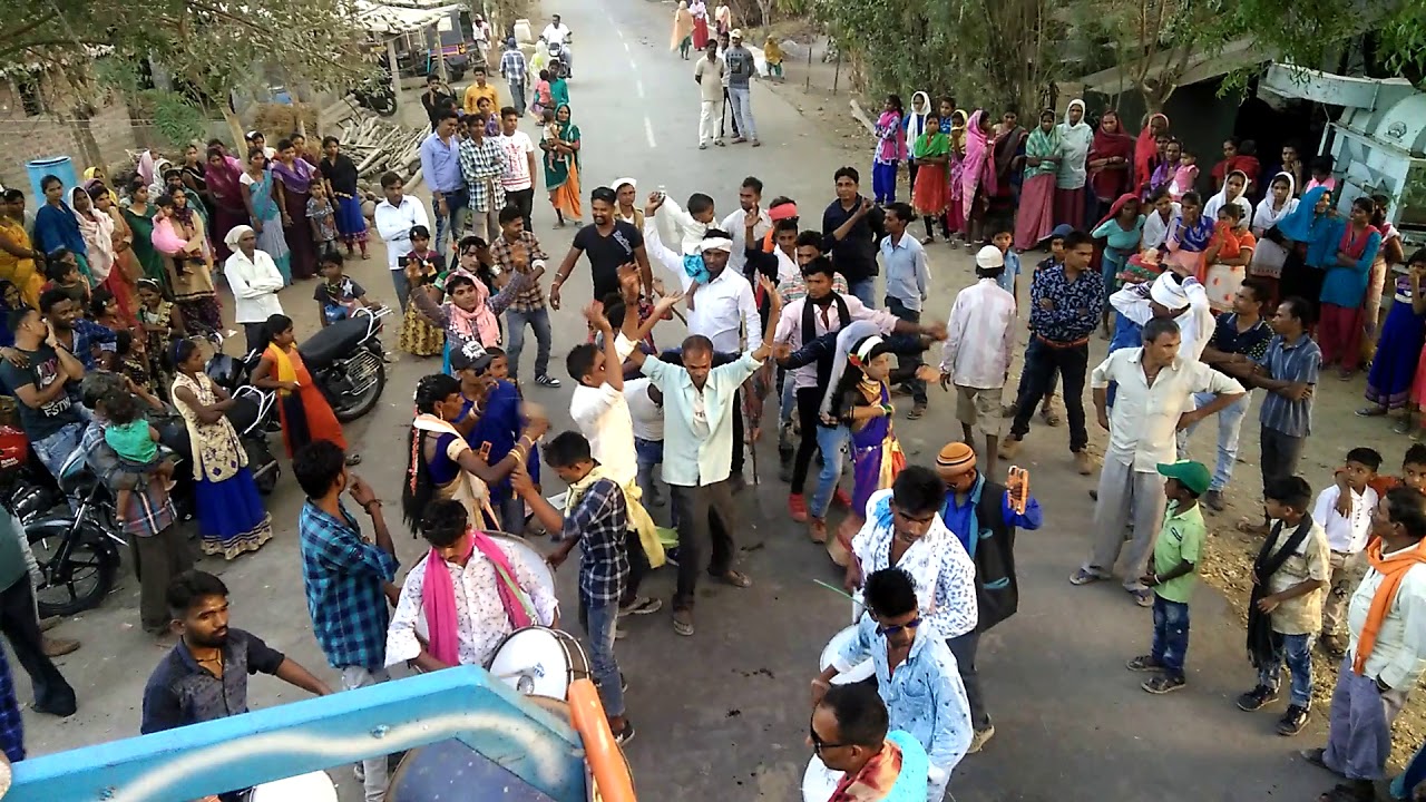 Krishna Vadkhut Holi