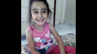 Kuzenim Şarkı Soyluyor