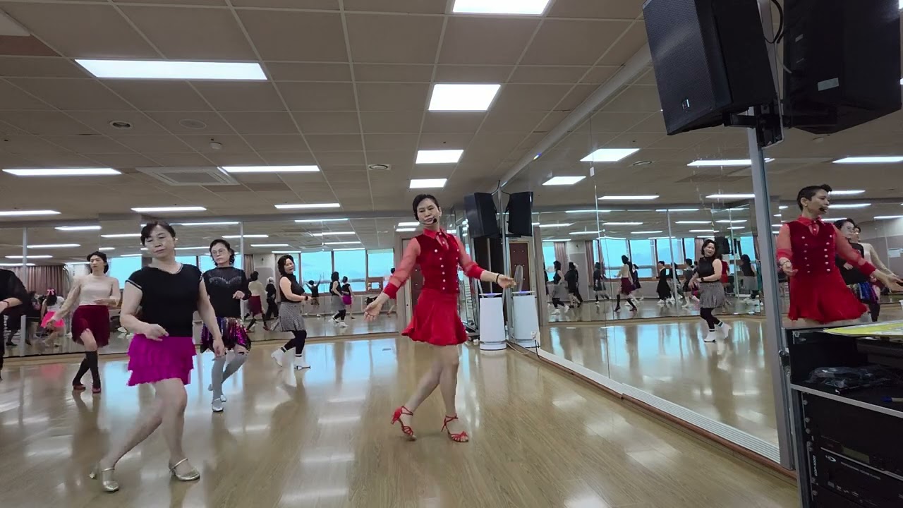 What's Going On Line Dance/ High Improver/ 32C - 4Wall/ 3050중급반/오창목령종합사회복지관 