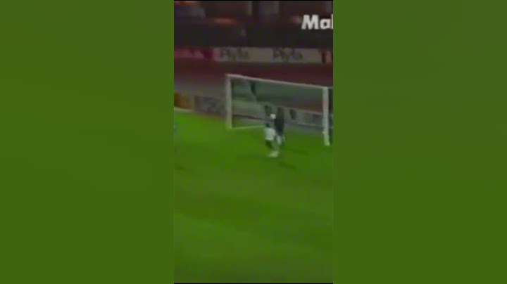 Beşiktaşlı oyuncudan tarihe geçen röveşata! Ama kendi kalesine… 😱 #shorts #unutulmazanlar