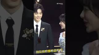 He cant take his eyes off her| Cute Xiao Zhan Yang Zi 2019 weibo night