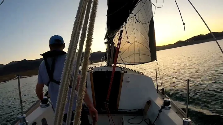Single-Handed Magic Hour Sailing on Lake Mead (time-lapsed)