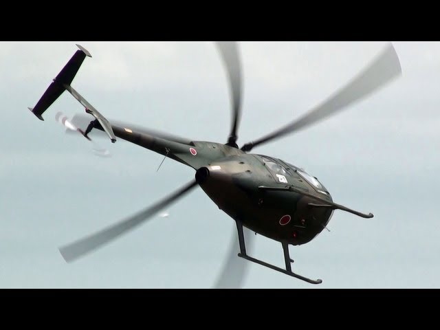 観測ヘリコプター OH-6D 霞ヶ浦駐屯地 飛行展示 川崎重工 JGSDF 陸上