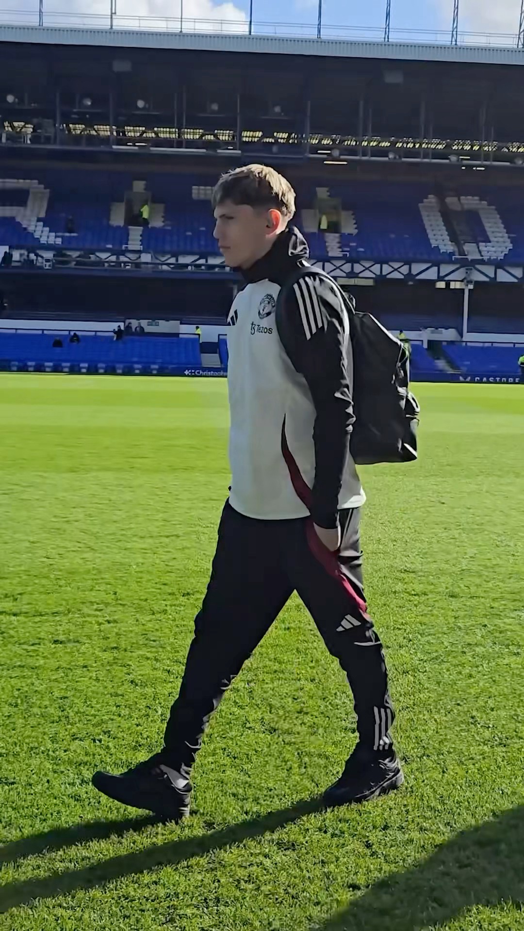 The Reds Have Arrived! ??