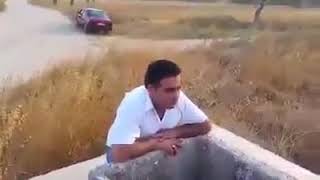 Subhanallah Melantunkan Ayat - Ayah Suci Dengan Suara Merdu Dari Bibir Sumur Tua