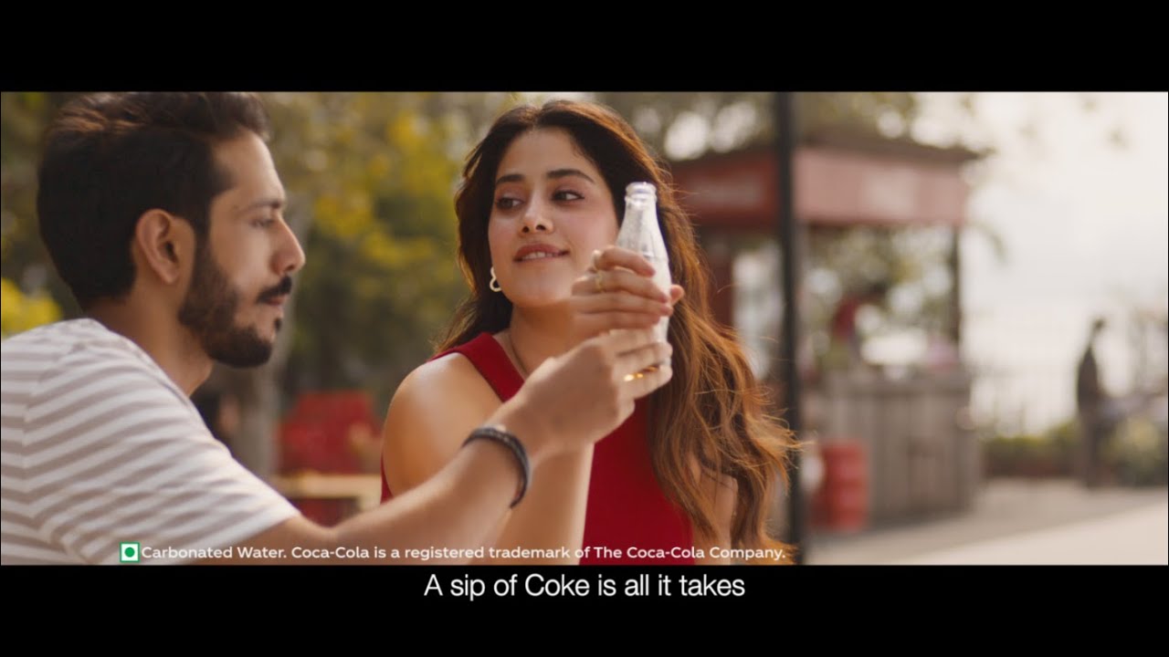 Janhvi Kapoor is ready to feel the  RealMagic with Coca Cola