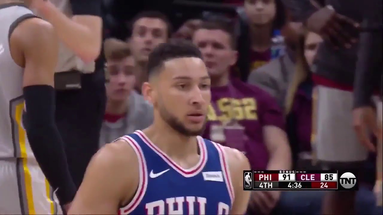 camera iphone 8 plus apk Simmons splits the Cavs defense and throws it down