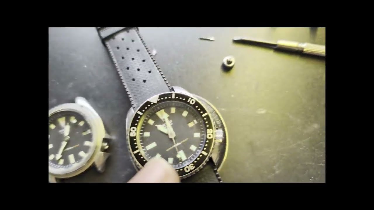 Seiko 7002-7000 Service and Repairs - YouTube