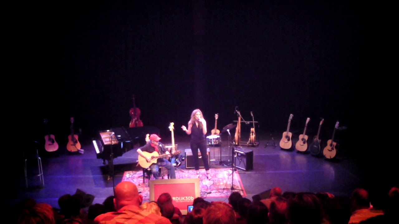 Elrieke & Poldy - Mr. Tambourine Man