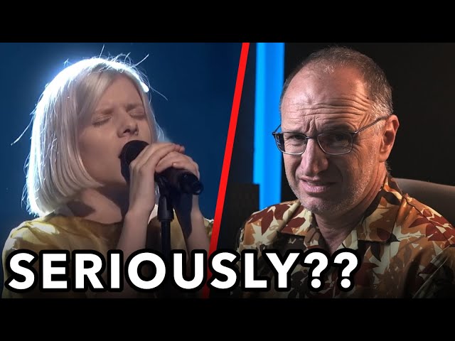 Vocal Coach Analysis: AURORA sings Runaway, live at the 2015 Nobel Peace Prize Concert class=