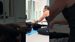 Double leg kick. Focus posturale. #legkick #matwork #matworkout #didattica 