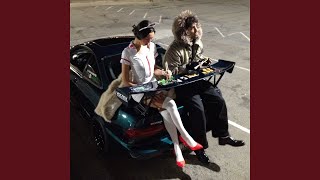 DJ - BETWEEN FRIENDS