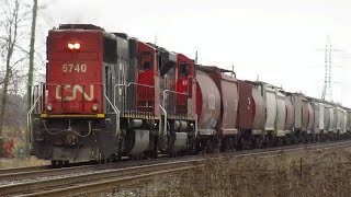2 CN TRAINS AT LANCASTER ONT. LEVEL CROSSING 11 8 20