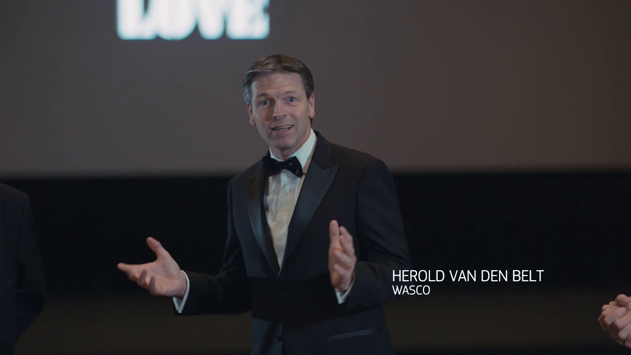 Update James Bond VIP avond YouTube