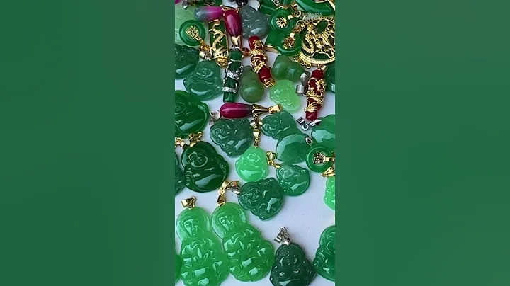 Jadeite is so rare that a single bangle can sell for over $3 million. #Jadeite #gemstone #Jade - DayDayNews