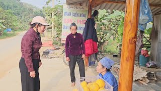 An elderly mother was insulted at the market, leading to a fateful encounter with a stranger girl.