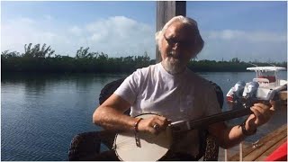 Billy Connolly reassures fans he's 'not dying, not dead, not slipping away'