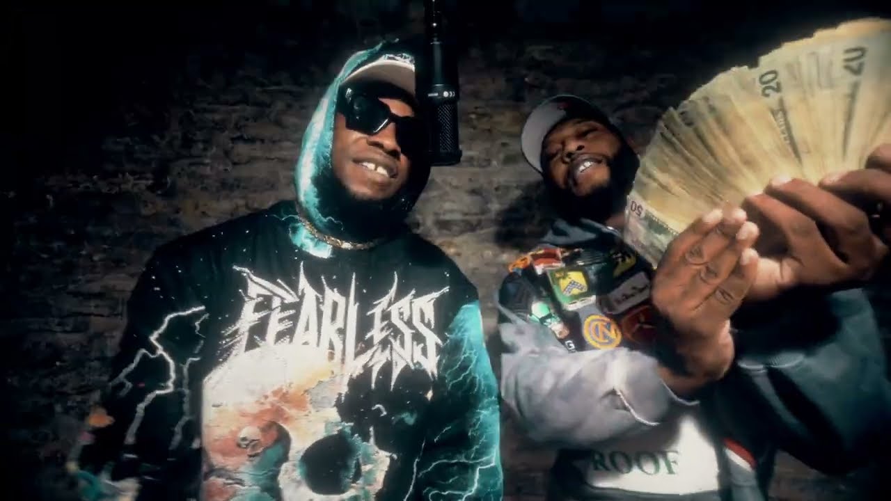 AR Thugg - Mighty ( Shot by ‪@whoishidef‬ ) - YouTube