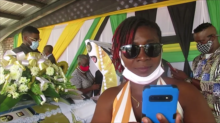 FANS PAYING THER FINAL RESPECT TO REGGAE ICON/LEGE...