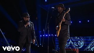 Gary Clark Jr., William Bell - Born Under a Bad Sign (LIVE from the 59th GRAMMYs)