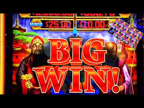 PlayUZU - ¡50 giros gratis en Facutrón!