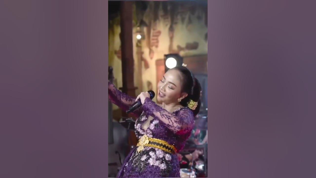 #mbok ra kuat#niken salindri ft syahiba saufa#ta music#dangdutkoplo #vidioshort . #mbok ra kuat#niken salindri ft syahiba saufa#ta music#dangdutkoplo #vidioshort .