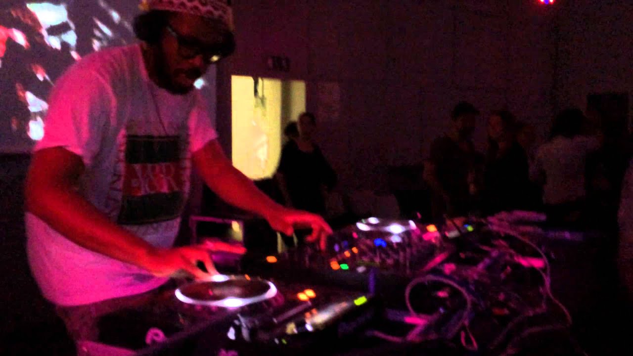 Dj Mathambo Spoek Mathambo's DJ set at the Iwalewahaus, May 30, 2015 - YouTube
