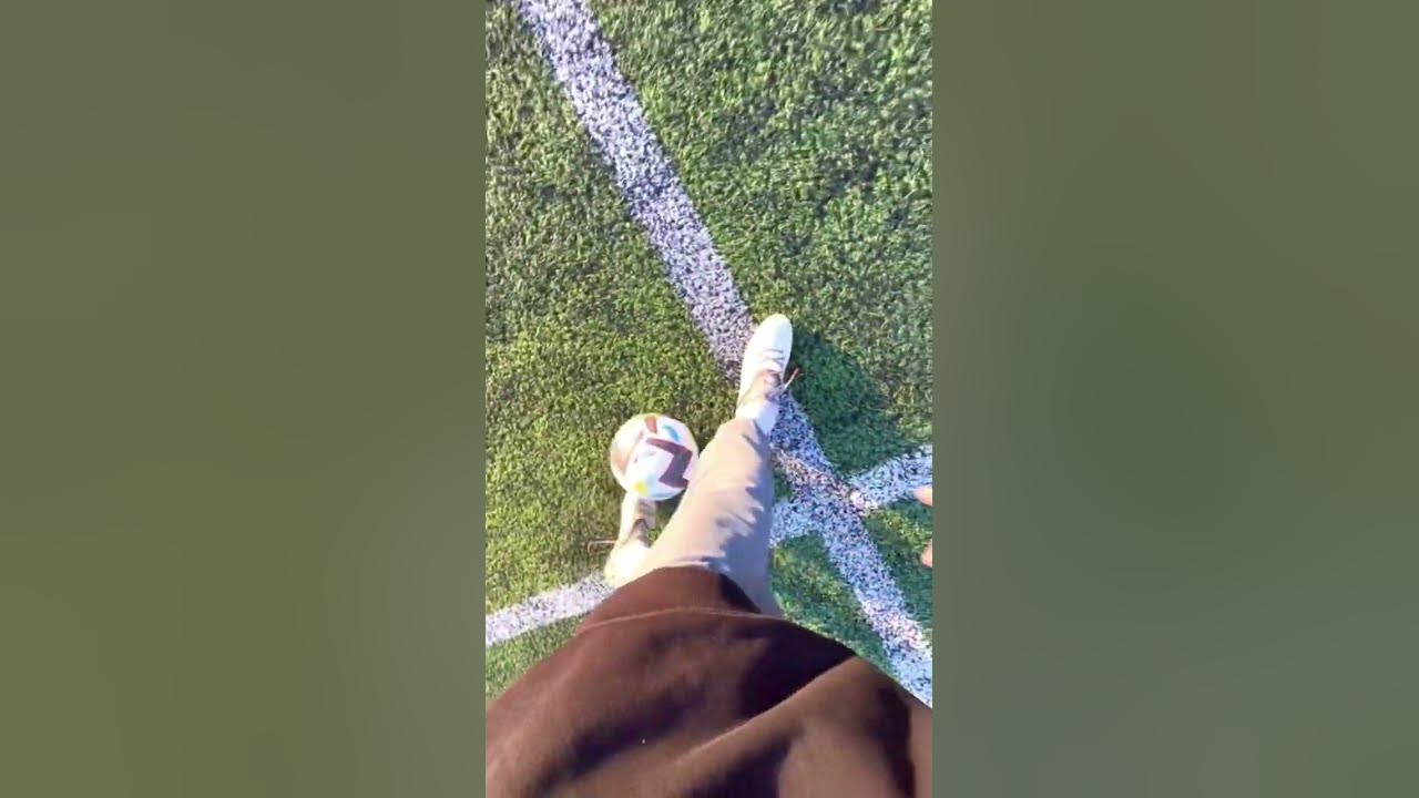 Hocus Pocus FAKE TUTORIAL‼️😍 Can you do it? #xntonio #football#tutorial#footballskills#soccer