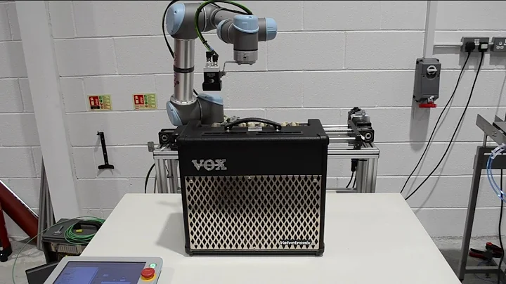 Extend the reach and flexibility of the Universal Robot with the Igus Linear Track