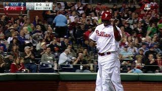 NYM@PHI: Lough scores Howard with a sacrifice fly