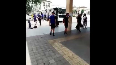 Tifoso Napoletano si avvicina a Gasperini e dice "Forza Napoli", la reazione è assurda!