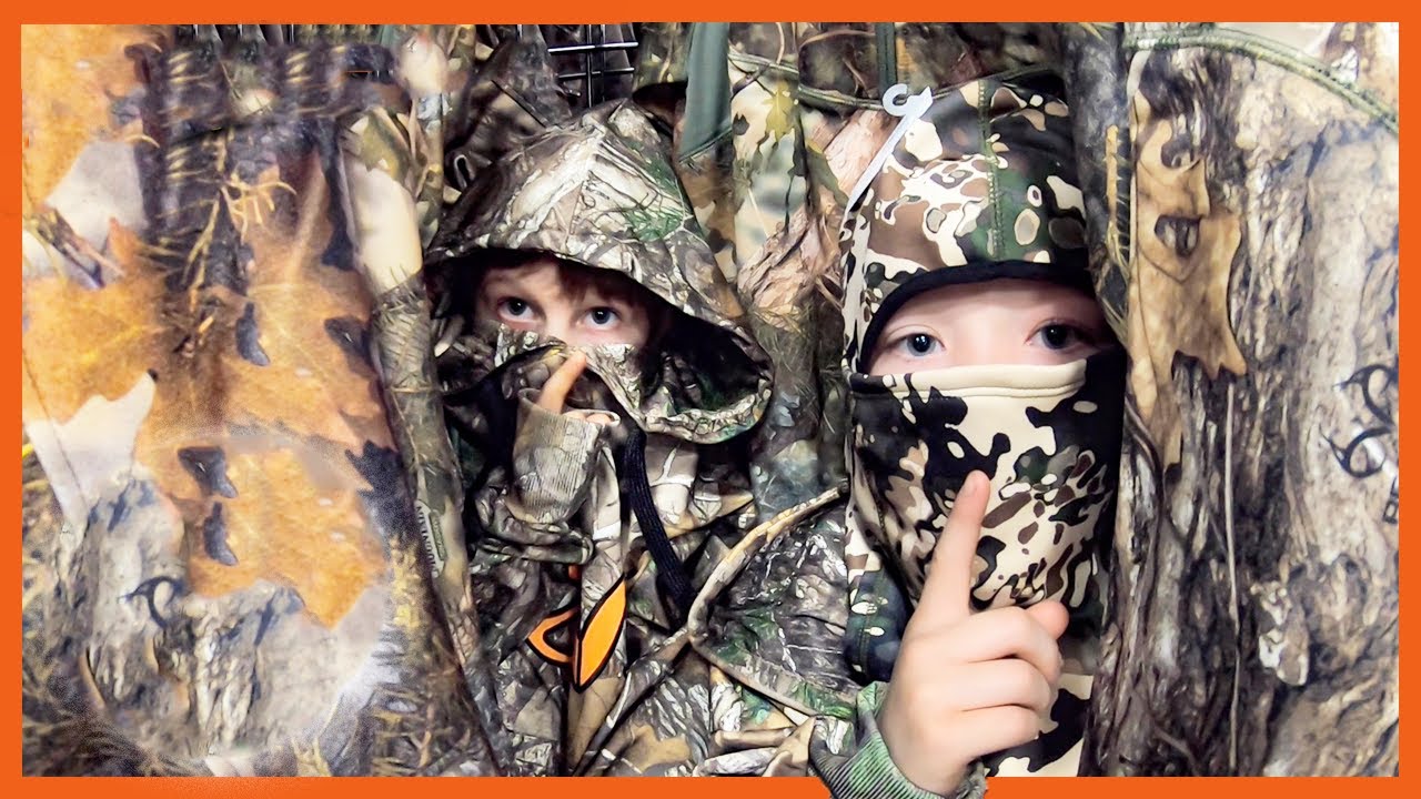 EXTREME CAMOUFLAGE HIDE AND SEEK!